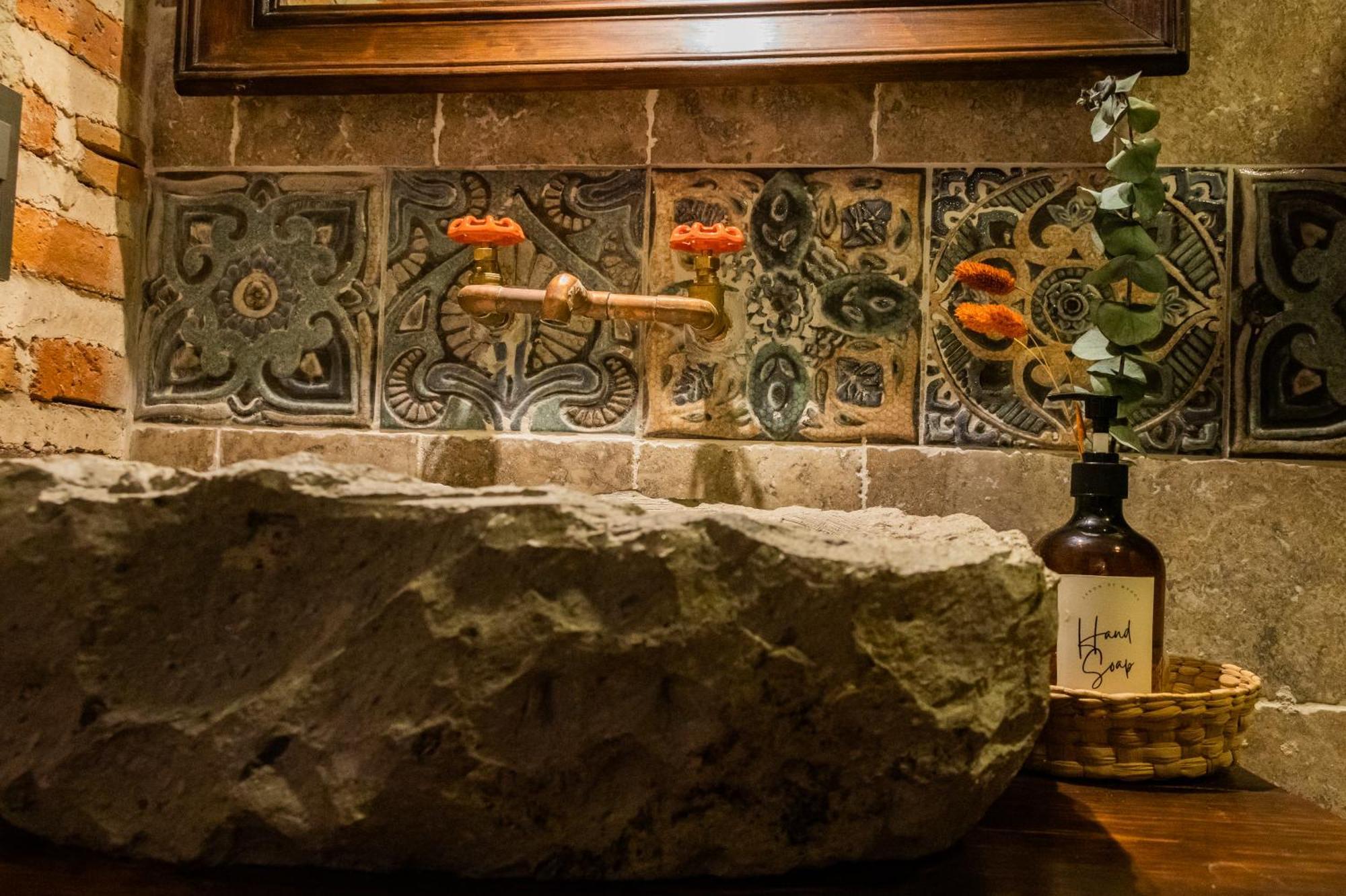 Casa De Hospedaje -La Abadia De San Pedro กัวดาลาฮารา ภายนอก รูปภาพ