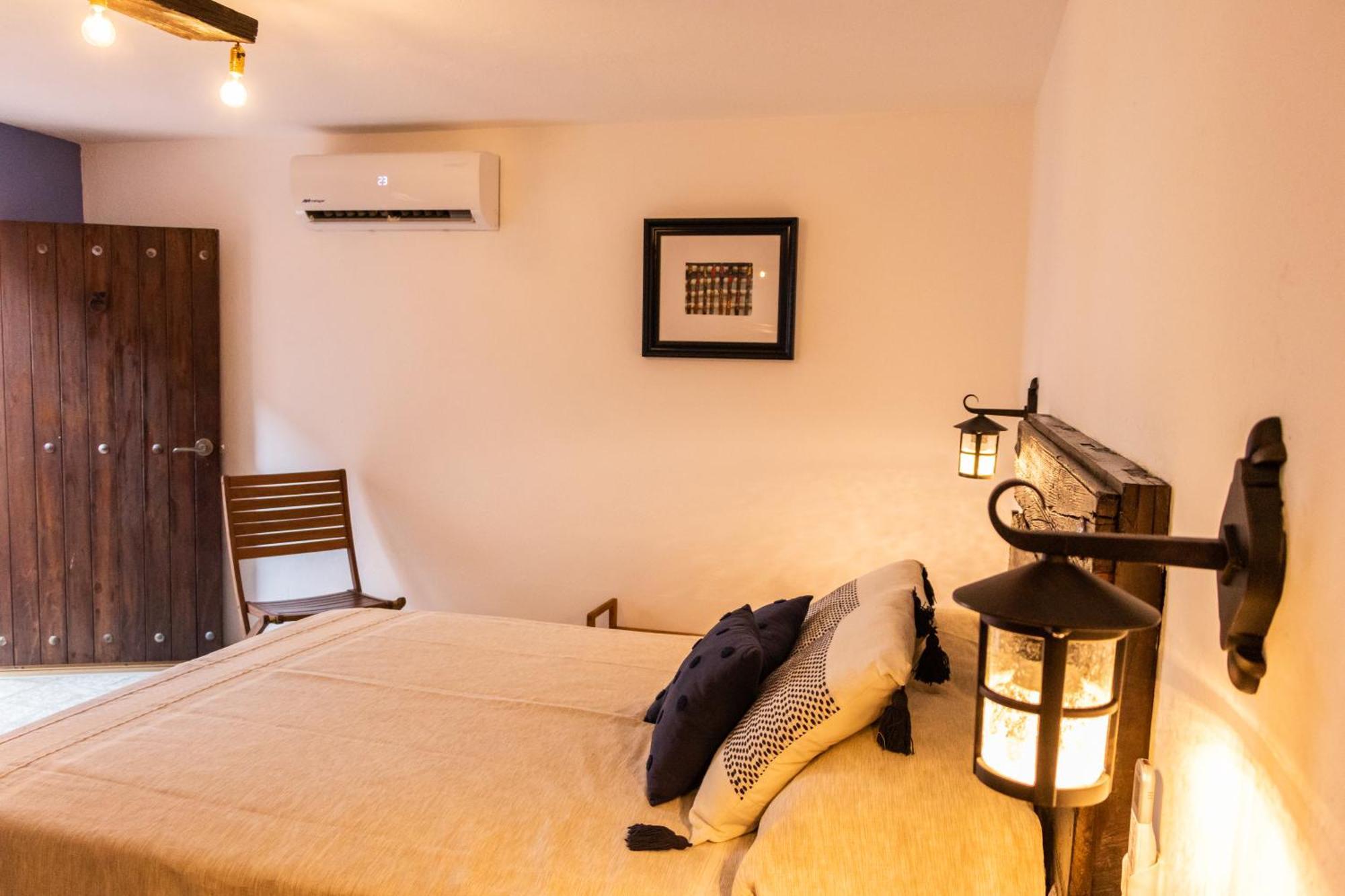 Casa De Hospedaje -La Abadia De San Pedro กัวดาลาฮารา ภายนอก รูปภาพ